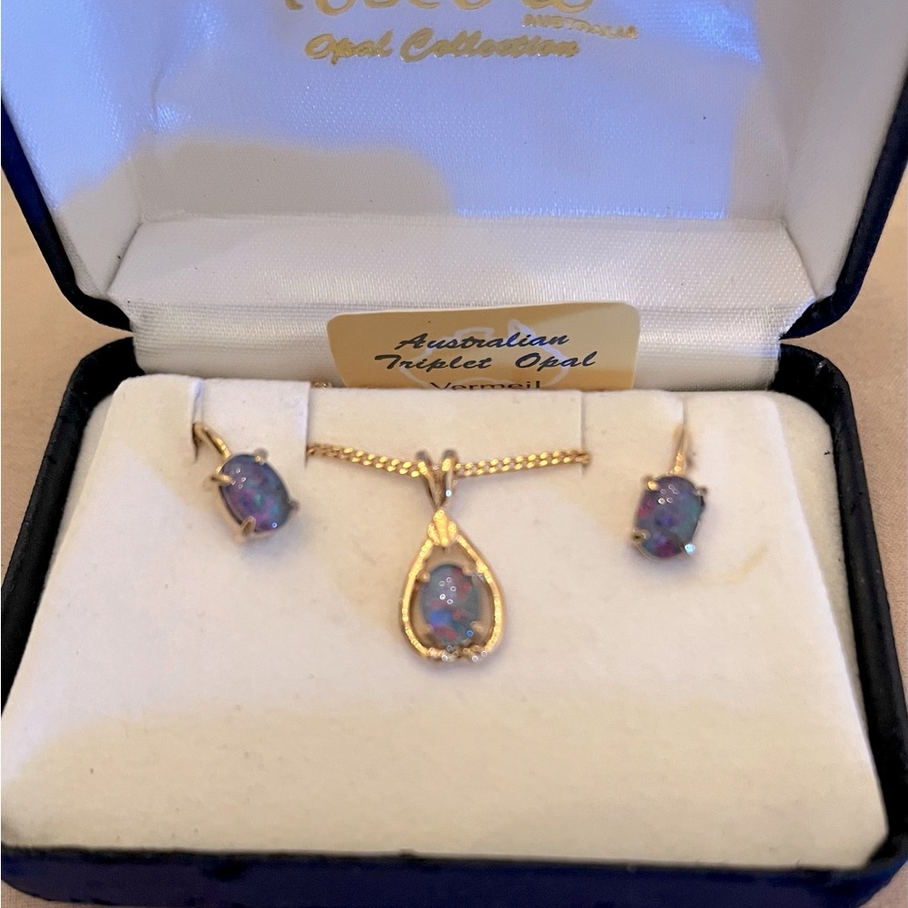 Toscow Gold Australian Opal Jewelry Set